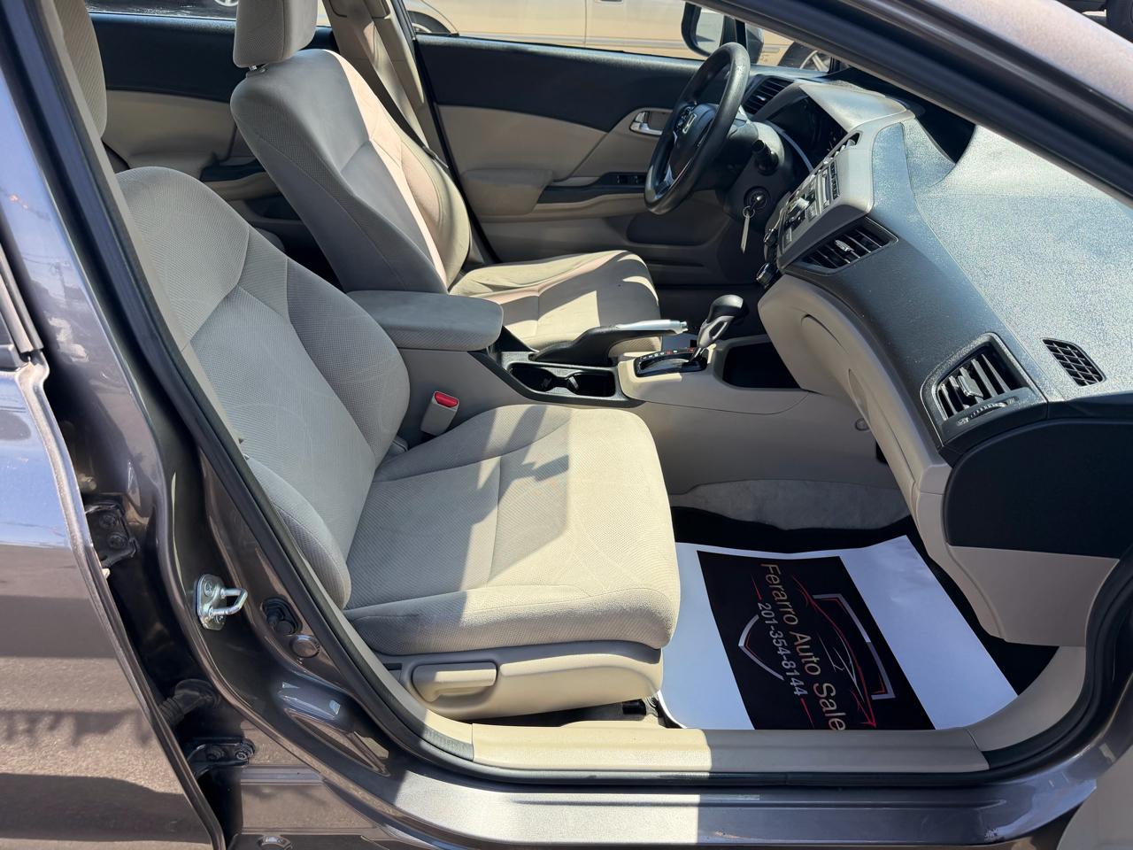 Honda Civic EX Sedan 5-Speed AT 2012