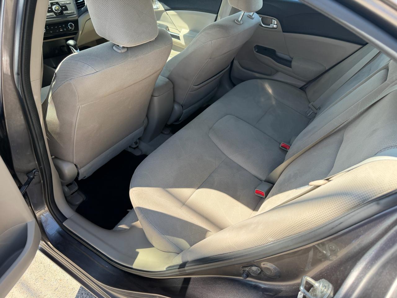 Honda Civic EX Sedan 5-Speed AT 2012