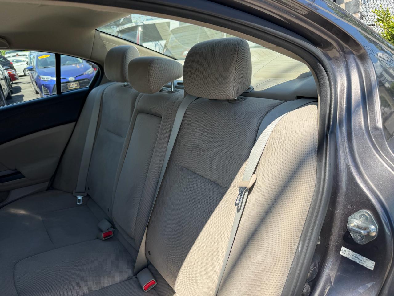 Honda Civic EX Sedan 5-Speed AT 2012