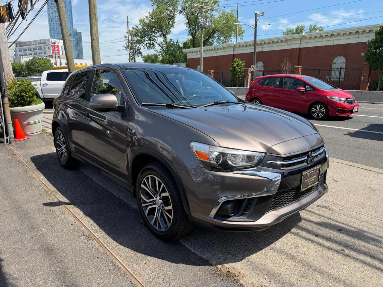Mitsubishi Outlander Sport 2.0 ES 4WD CVT 2018