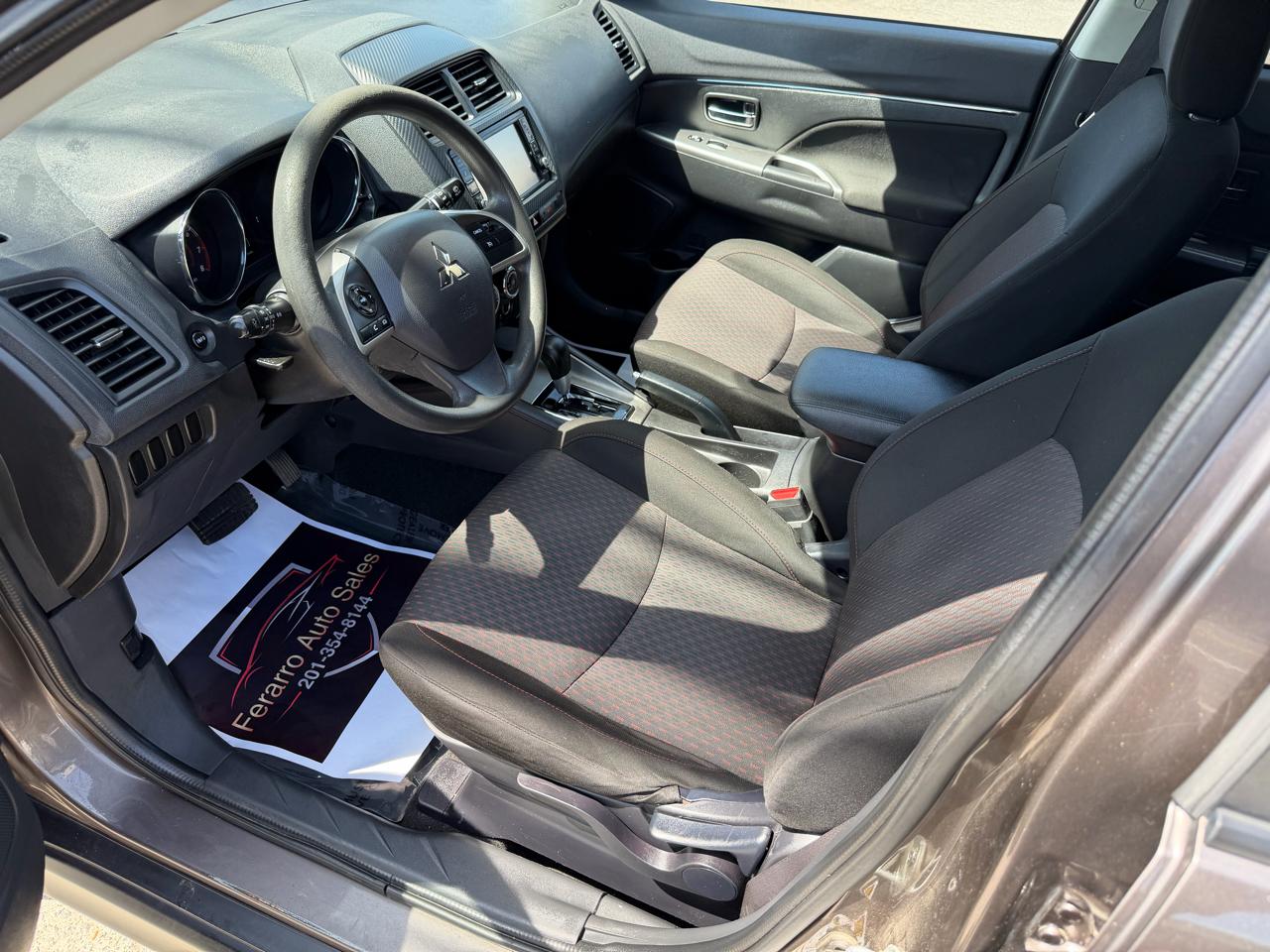 Mitsubishi Outlander Sport 2.0 ES 4WD CVT 2018