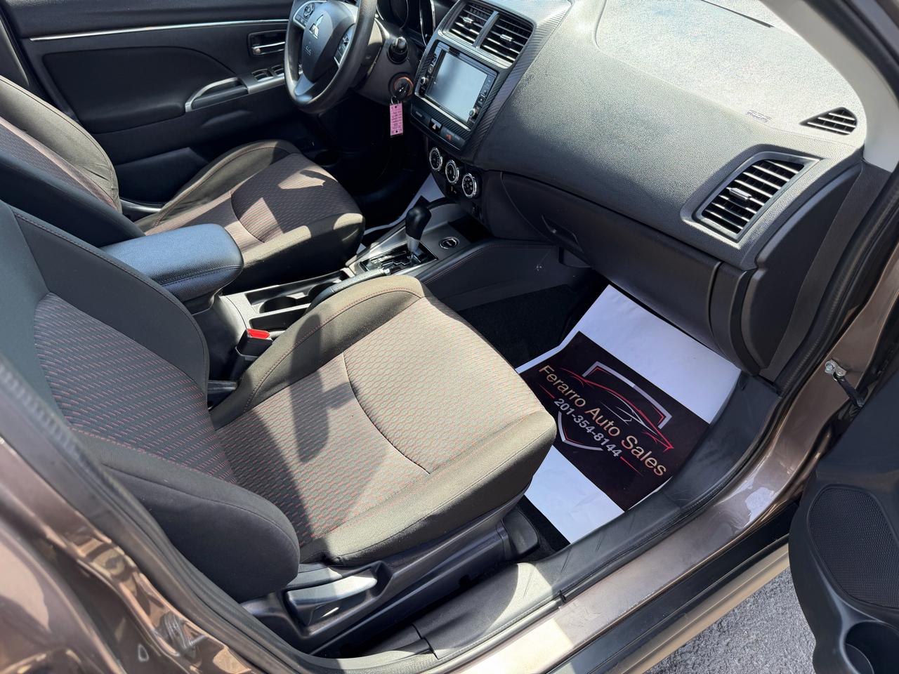 Mitsubishi Outlander Sport 2.0 ES 4WD CVT 2018