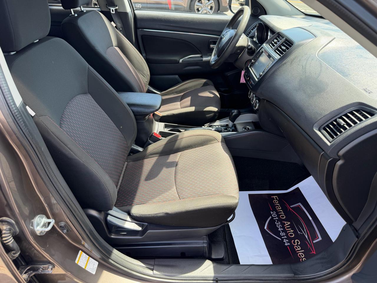 Mitsubishi Outlander Sport 2.0 ES 4WD CVT 2018