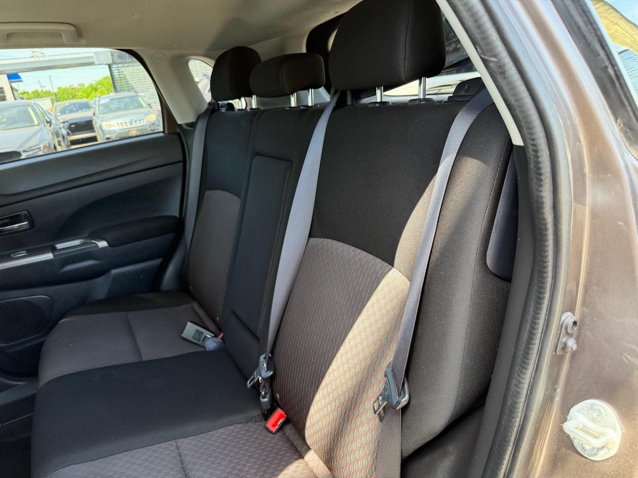 Mitsubishi Outlander Sport 2.0 ES 4WD CVT 2018