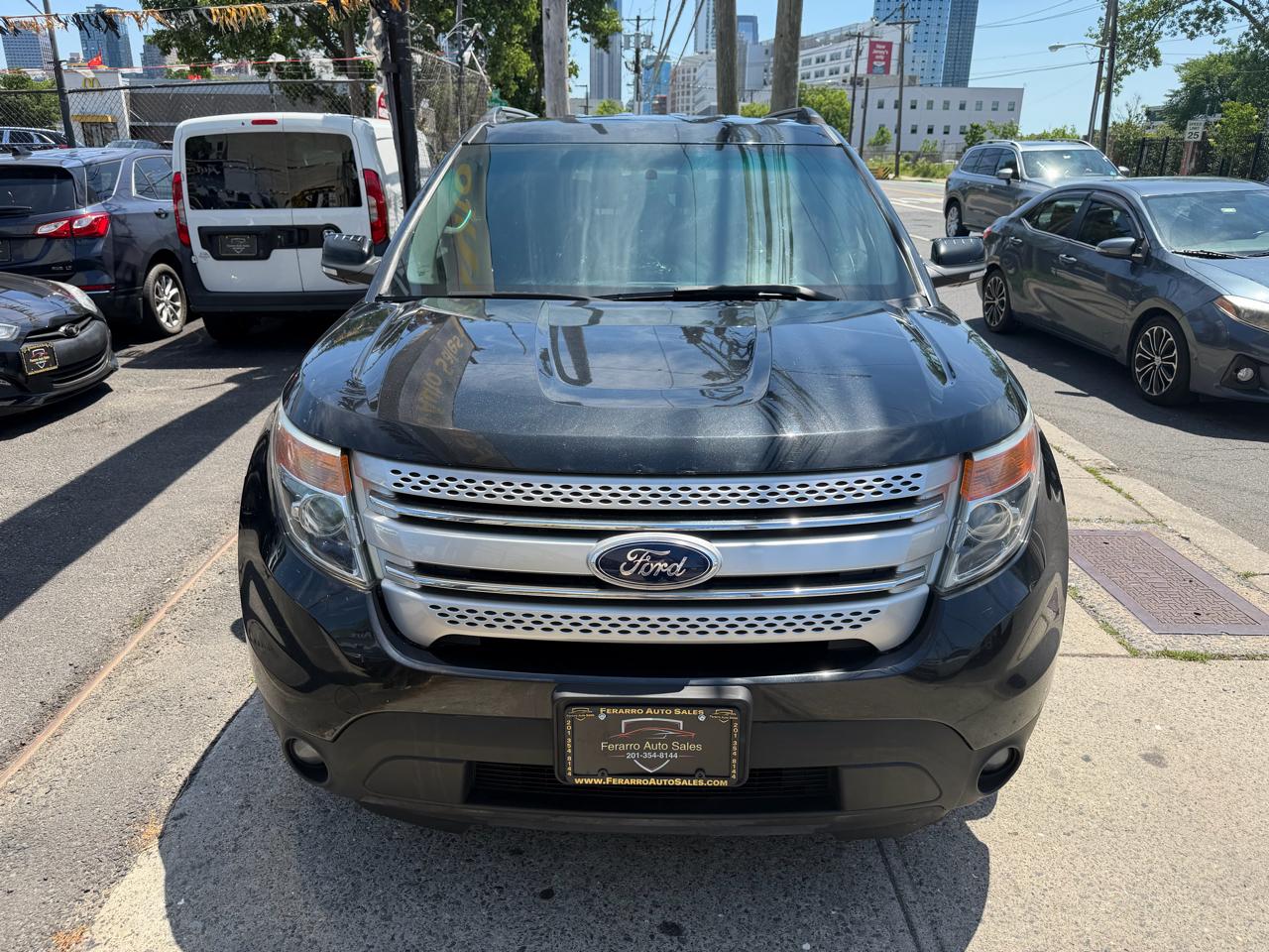 Ford Explorer 4dr XLT 4WD 2015