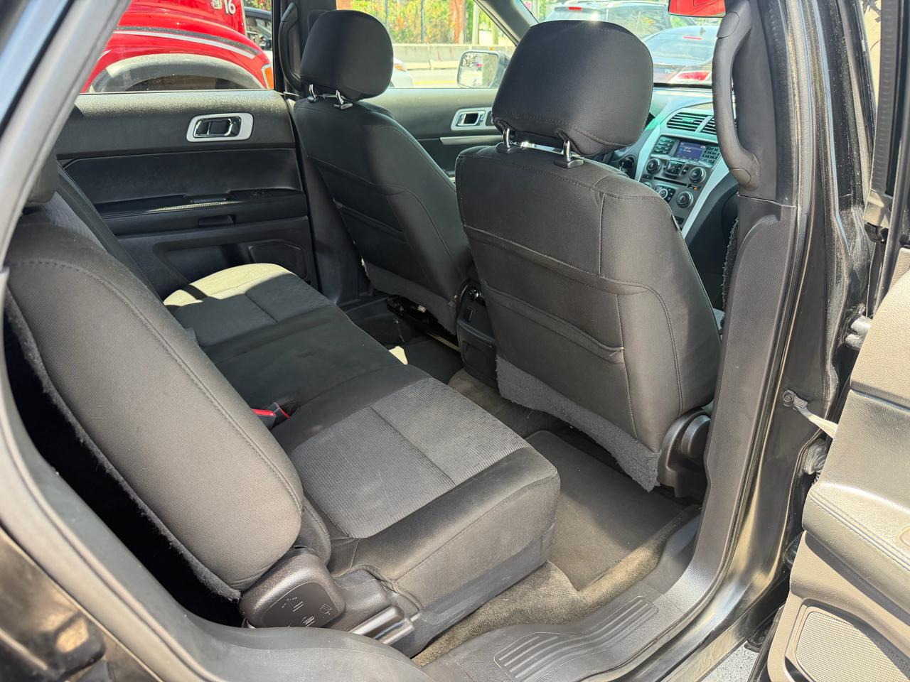 Ford Explorer 4dr XLT 4WD 2015