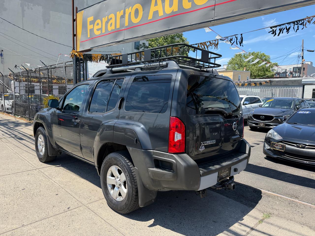 Nissan Xterra X 4WD 2011