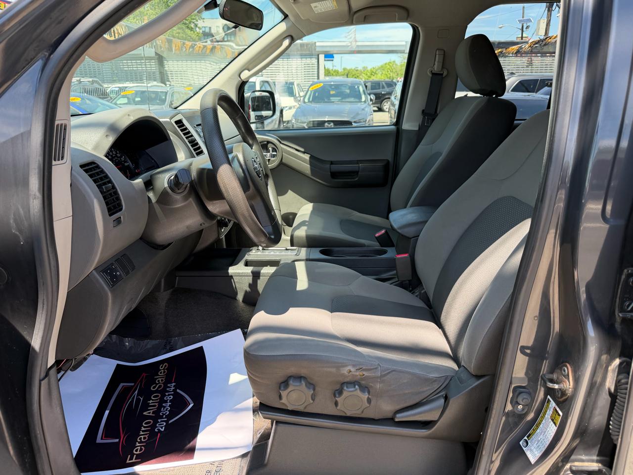 Nissan Xterra X 4WD 2011