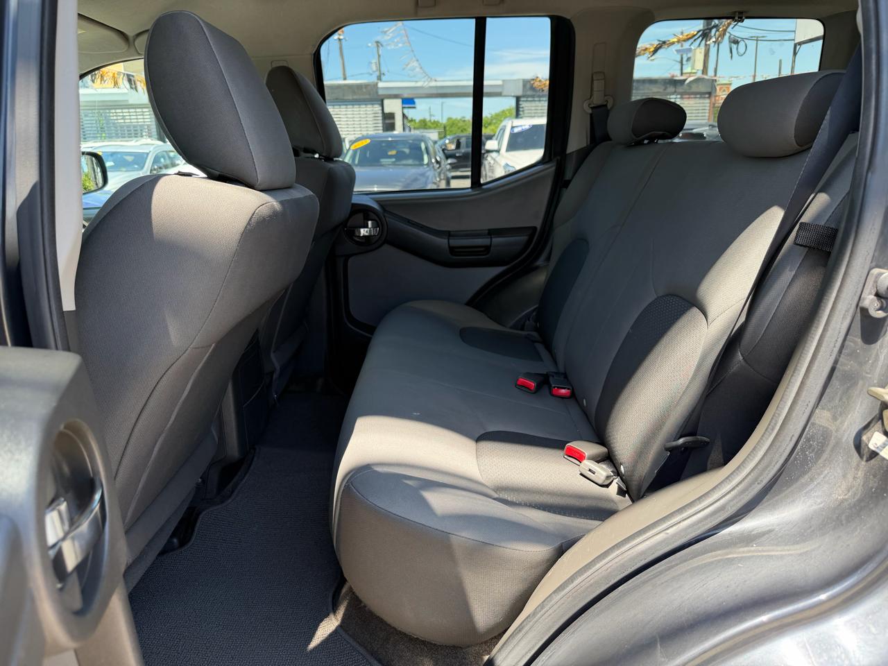 Nissan Xterra X 4WD 2011