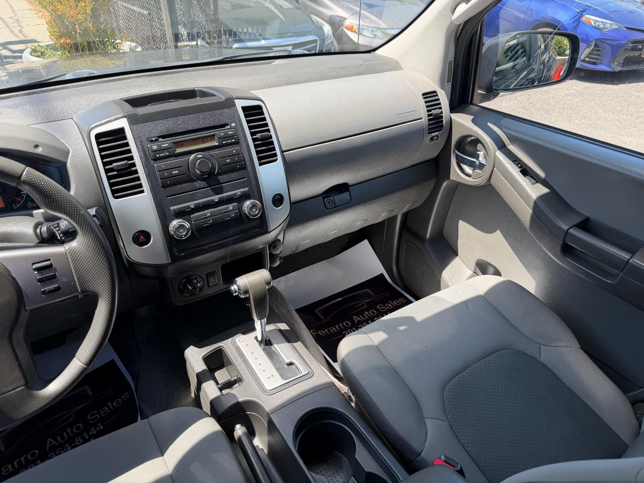 Nissan Xterra X 4WD 2011