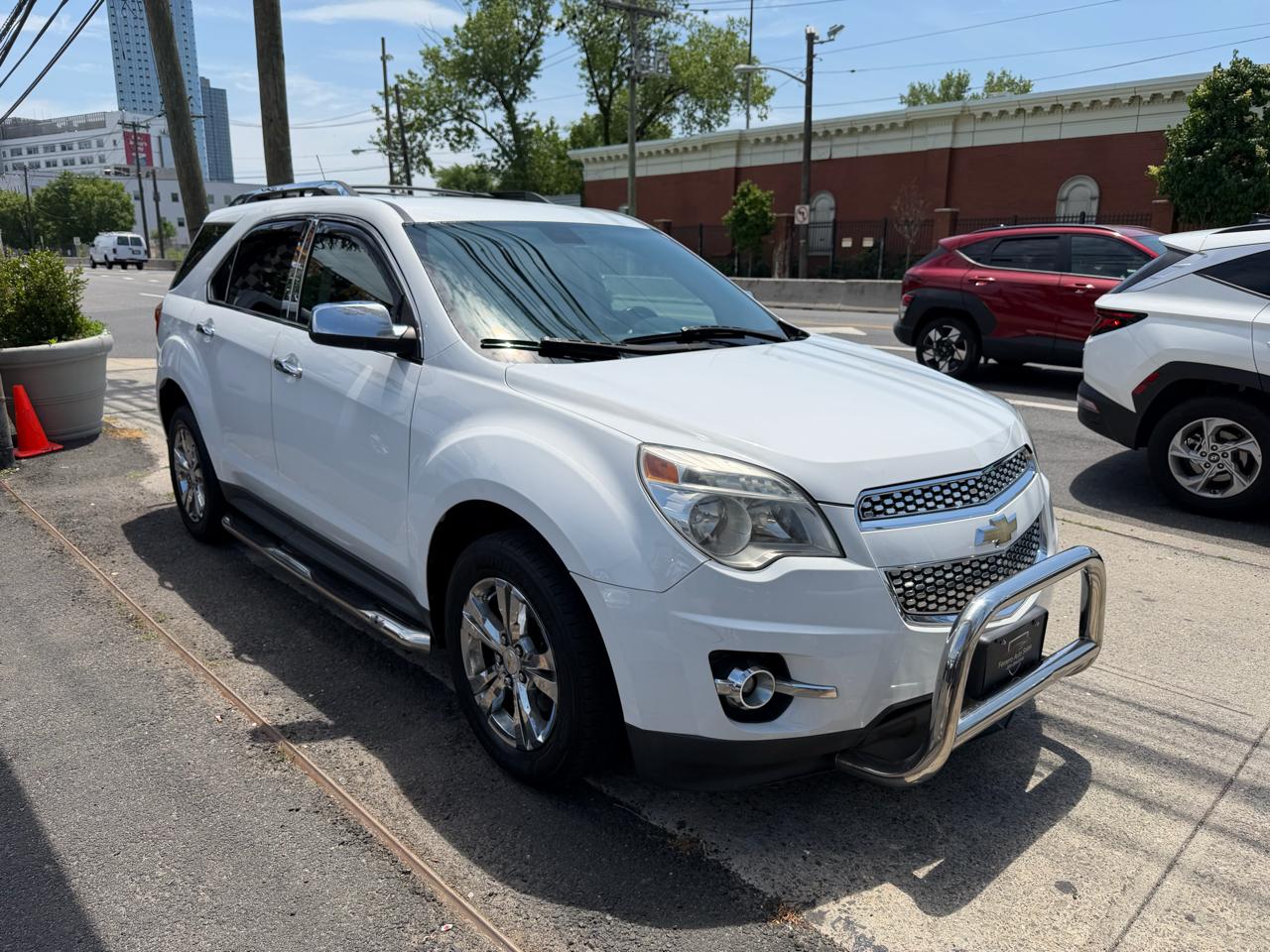 Chevrolet Equinox LS 2WD 2011