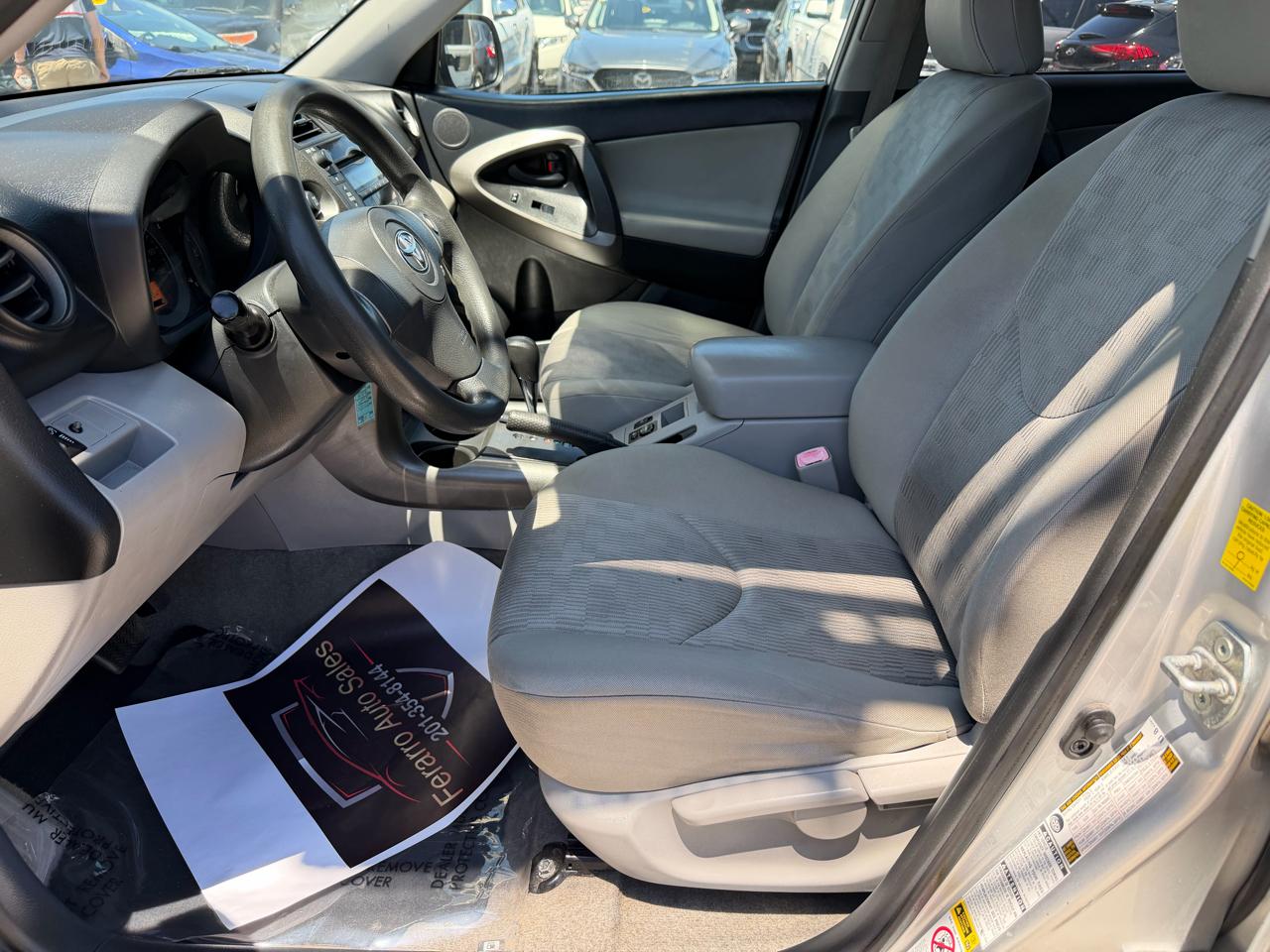 Toyota RAV4 Base I4 4WD 2010