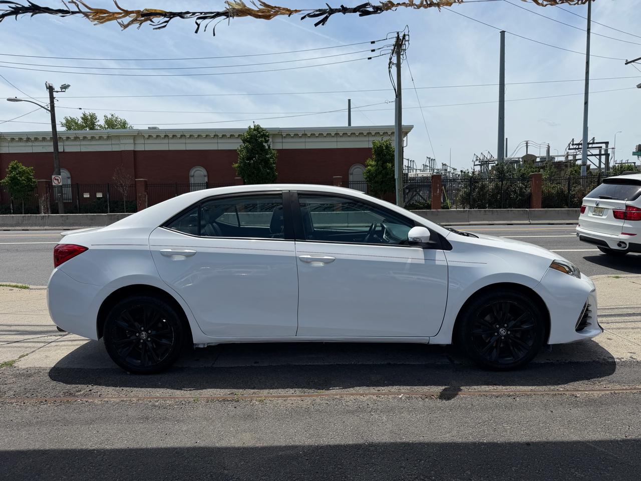 Toyota Corolla LE CVT 2017