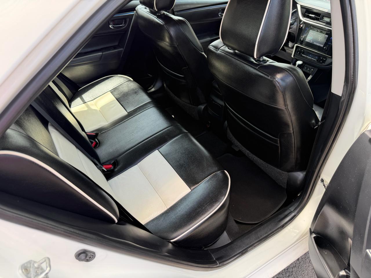 Toyota Corolla LE CVT 2017