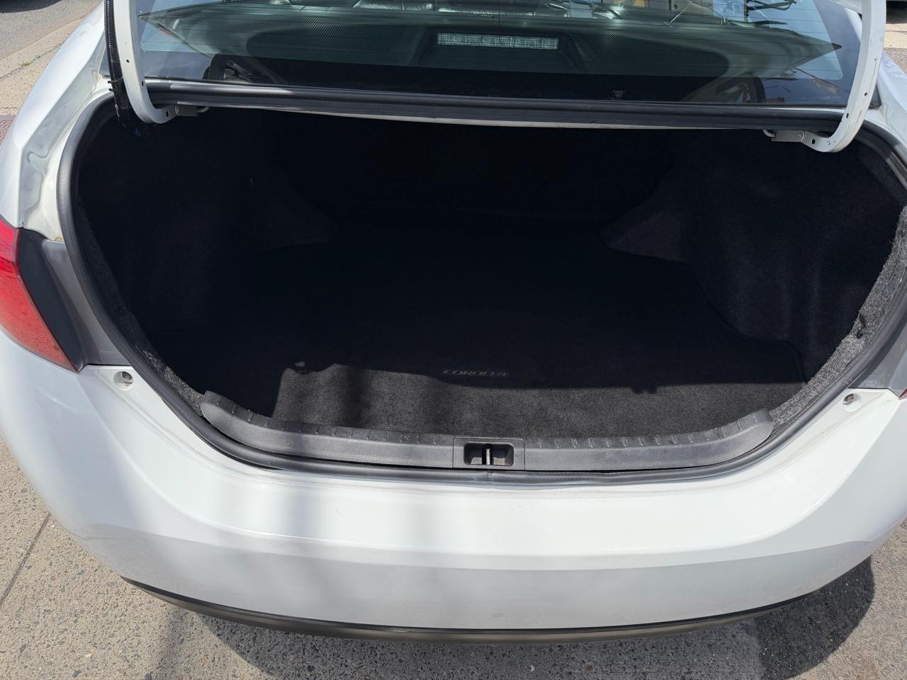 Toyota Corolla LE CVT 2017