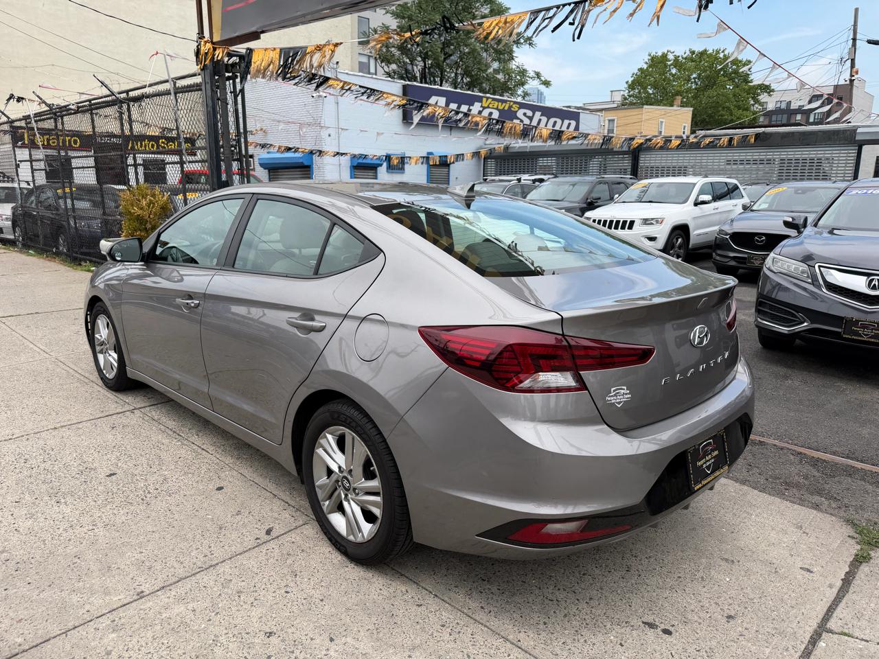 Hyundai Elantra Limited 2020