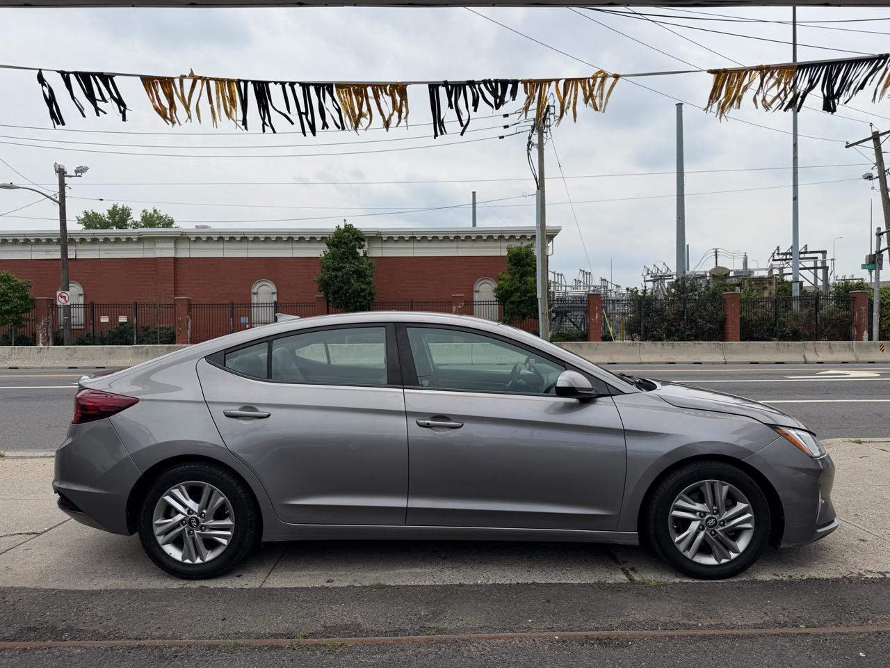 Hyundai Elantra Limited 2020