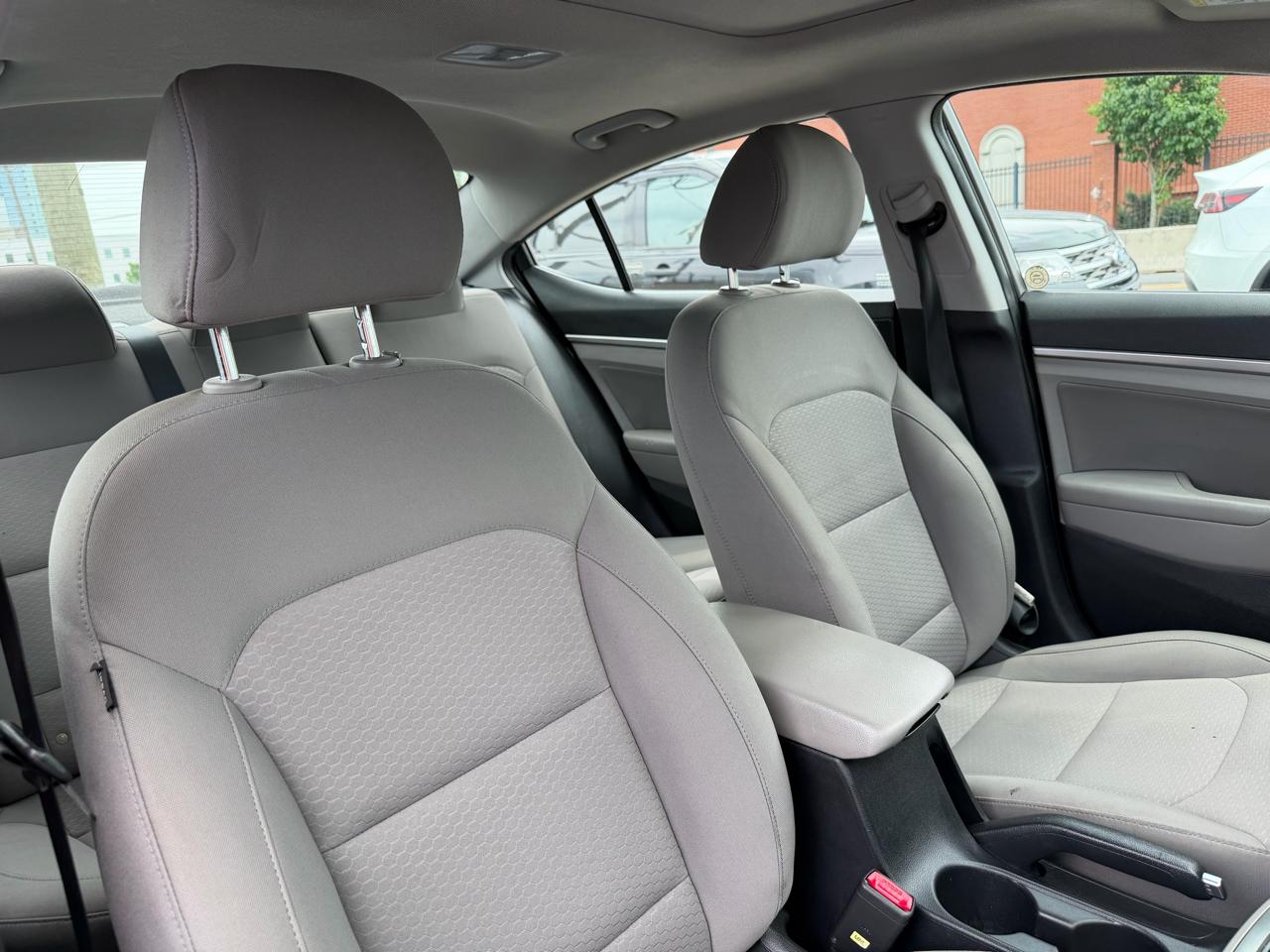 Hyundai Elantra Limited 2020