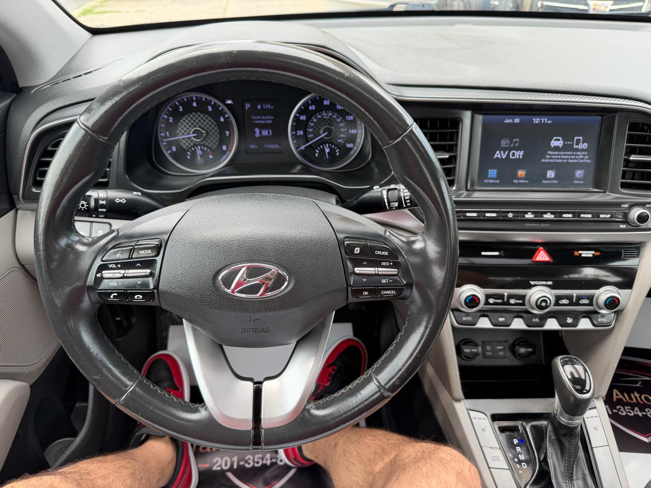 Hyundai Elantra Limited 2020