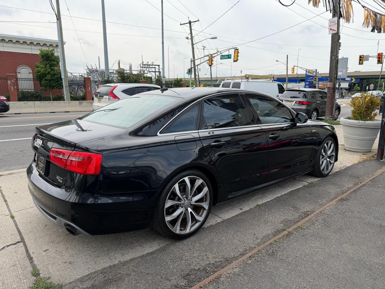 Audi A6 3.0T quattro Tiptronic 2012