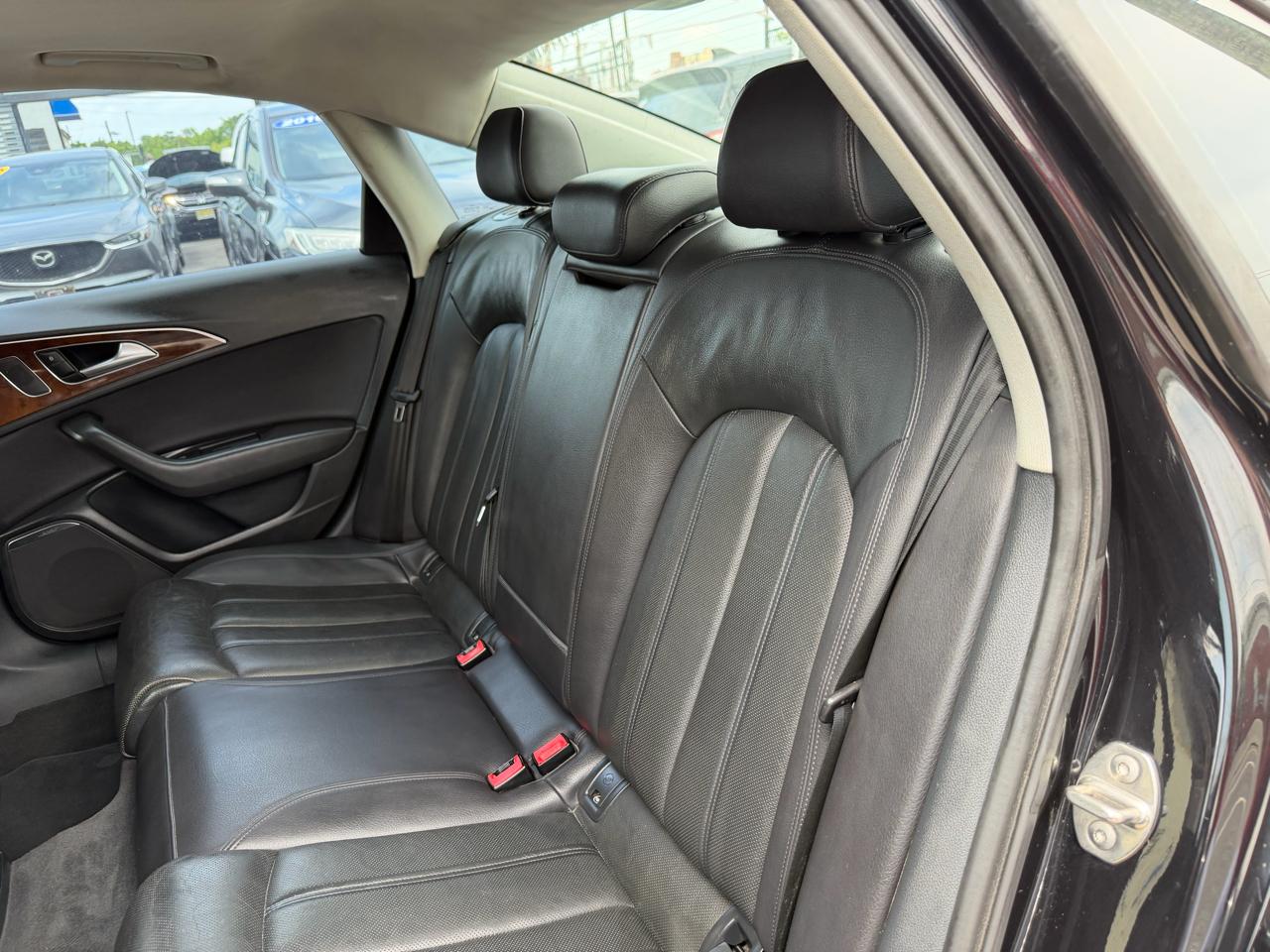 Audi A6 3.0T quattro Tiptronic 2012