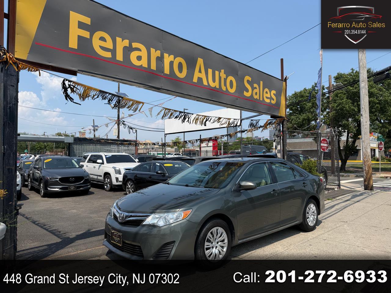 Toyota Camry 4dr Sdn LE Auto 2012