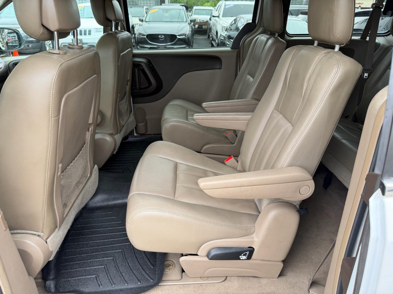 Chrysler Town & Country Touring 2015