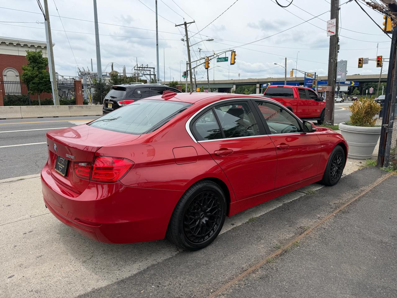 BMW 3-Series 328i xDrive Sedan 2015