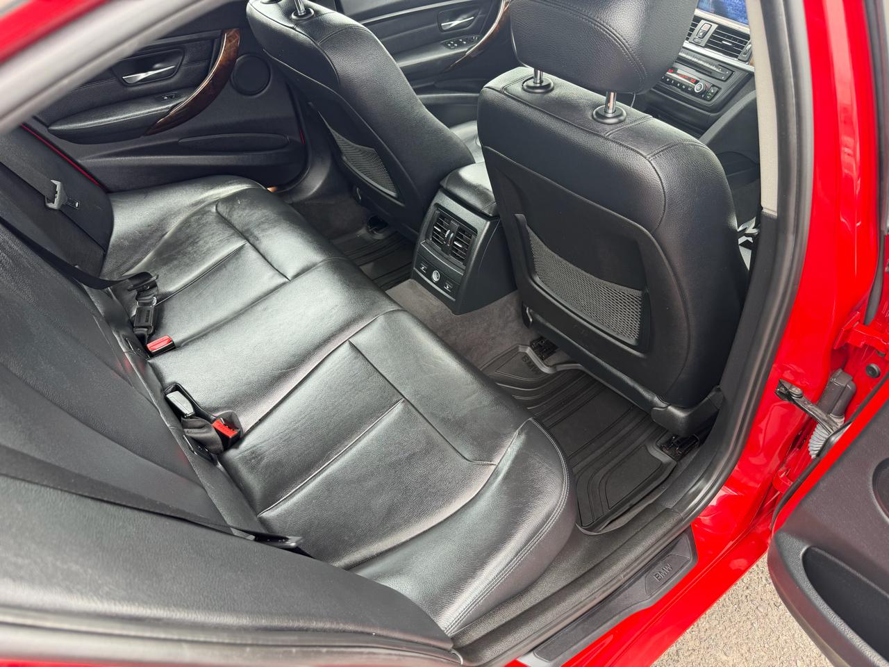 BMW 3-Series 328i xDrive Sedan 2015