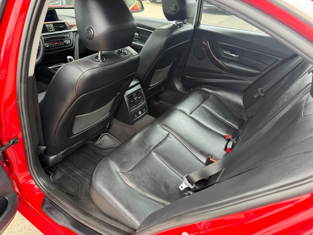 BMW 3-Series 328i xDrive Sedan 2015