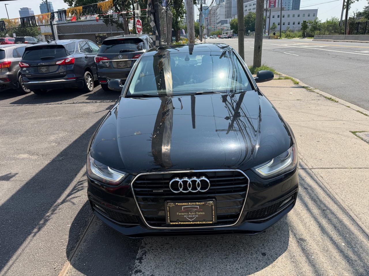 Audi A4 2.0T Sedan quattro Tiptronic 2015
