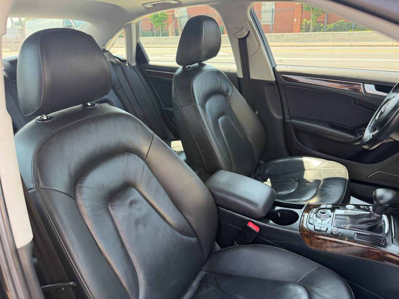 Audi A4 2.0T Sedan quattro Tiptronic 2015