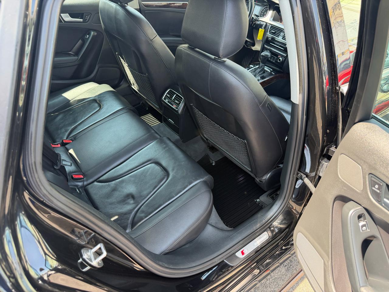 Audi A4 2.0T Sedan quattro Tiptronic 2015