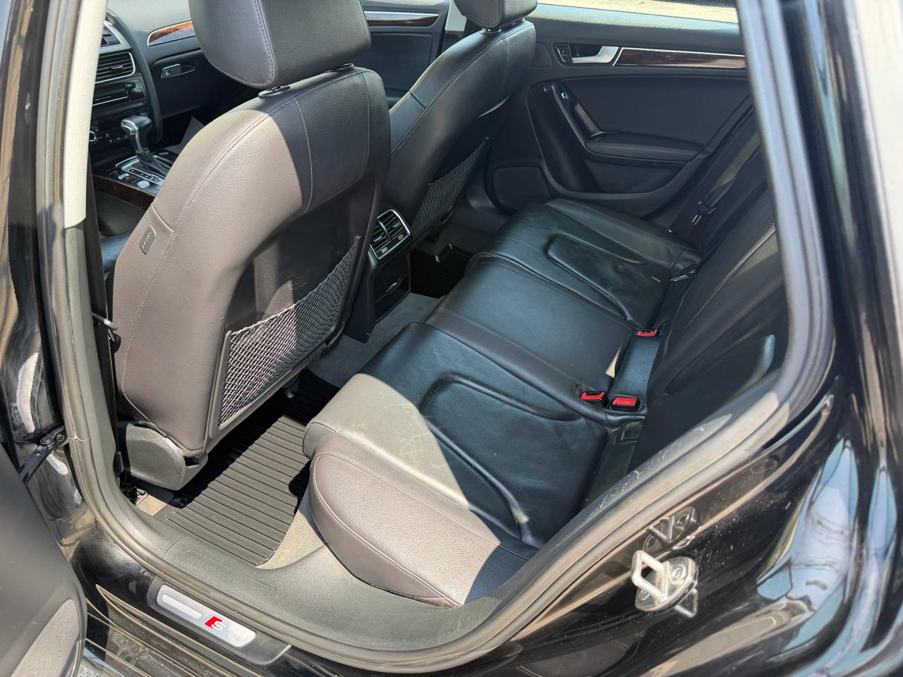 Audi A4 2.0T Sedan quattro Tiptronic 2015