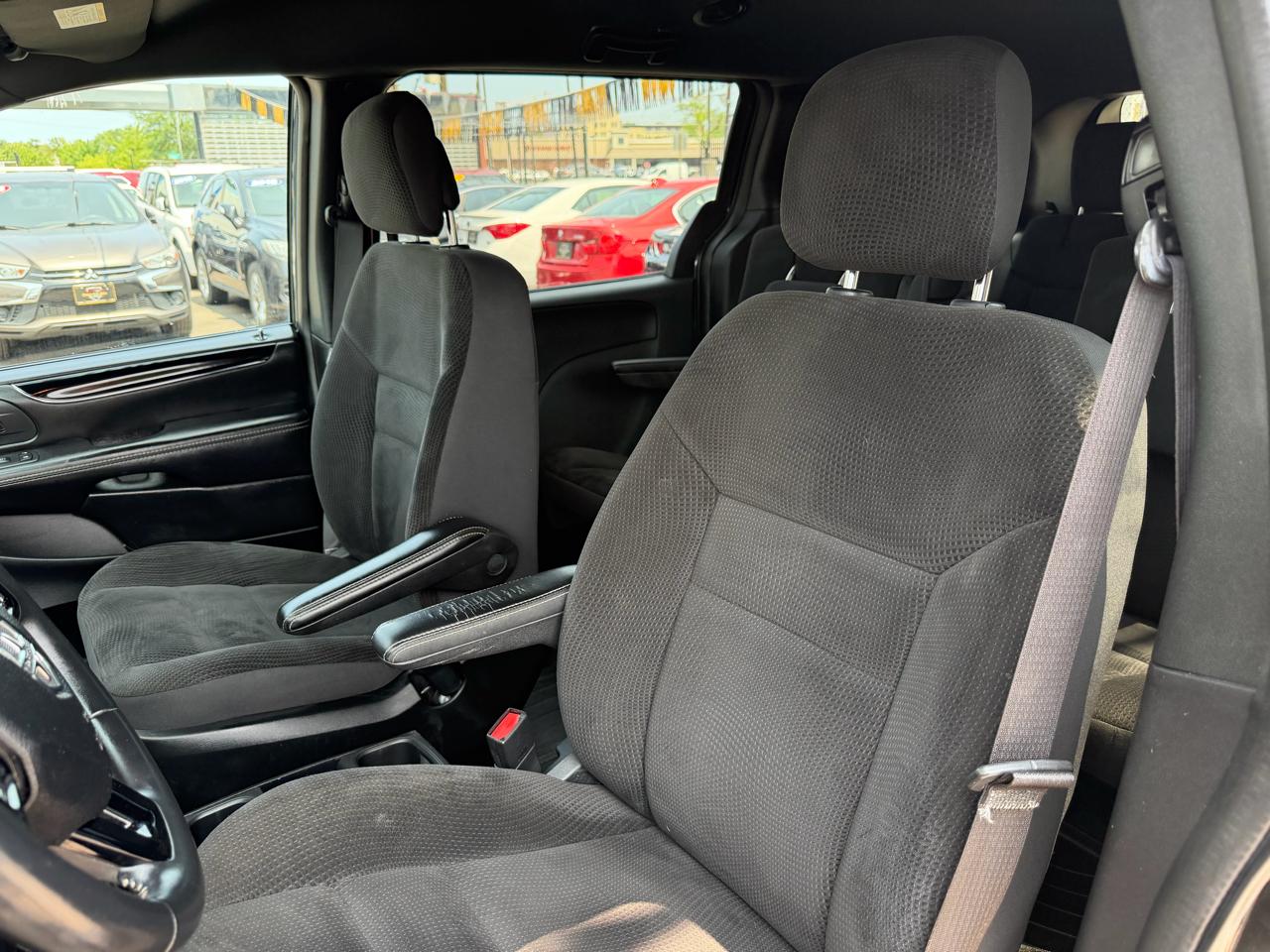Dodge Grand Caravan SE 2019
