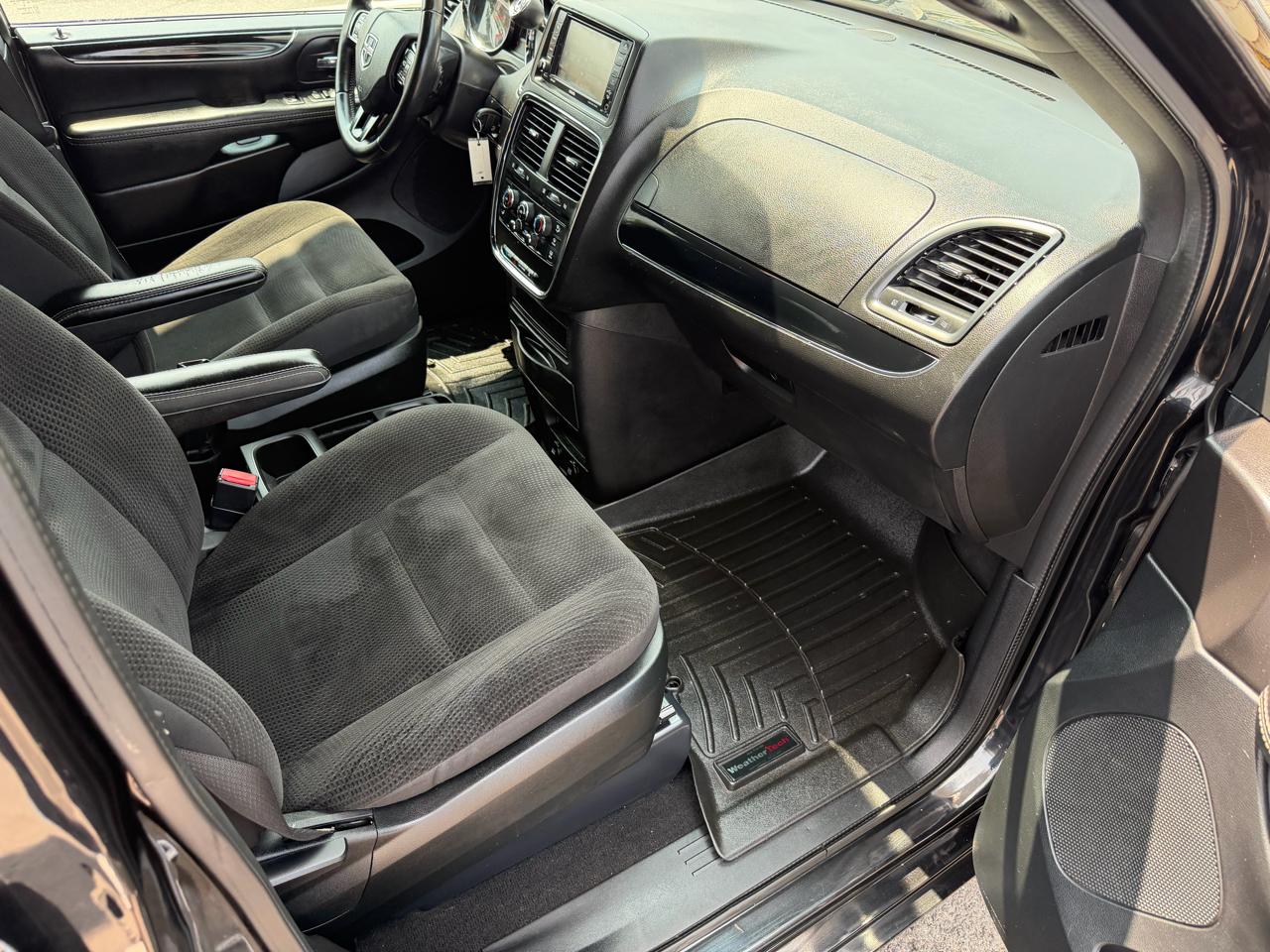 Dodge Grand Caravan SE 2019