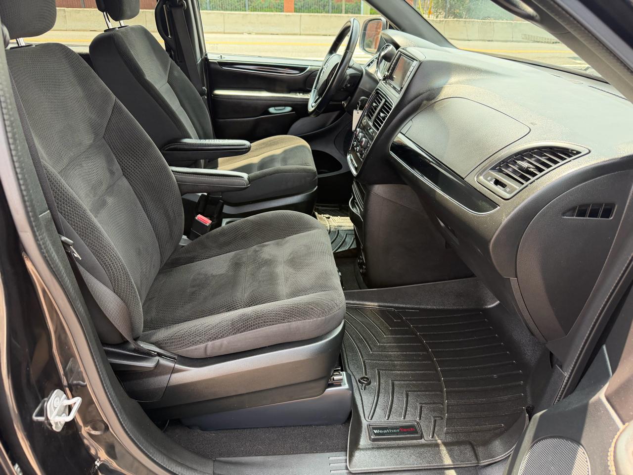 Dodge Grand Caravan SE 2019