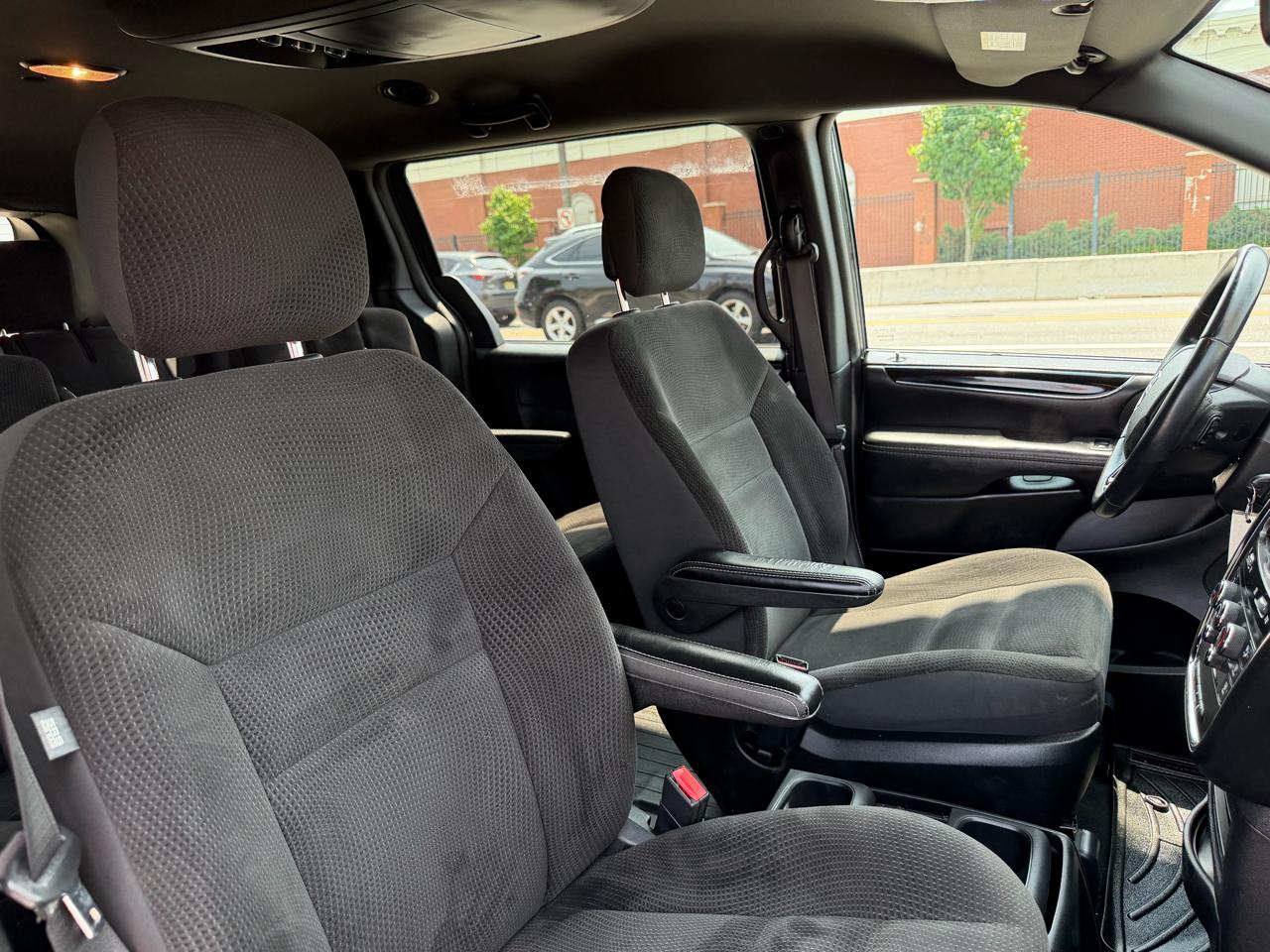 Dodge Grand Caravan SE 2019