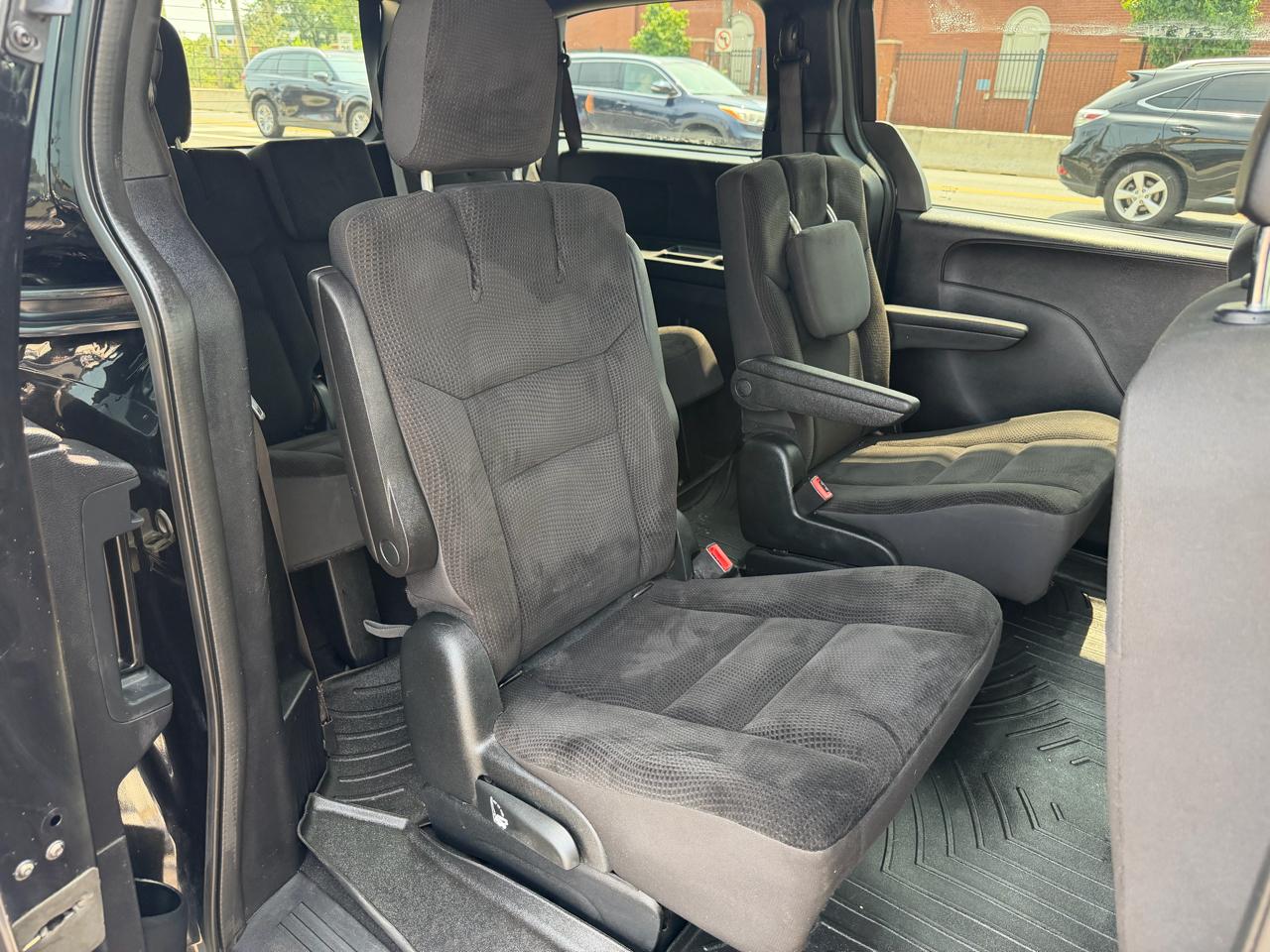 Dodge Grand Caravan SE 2019