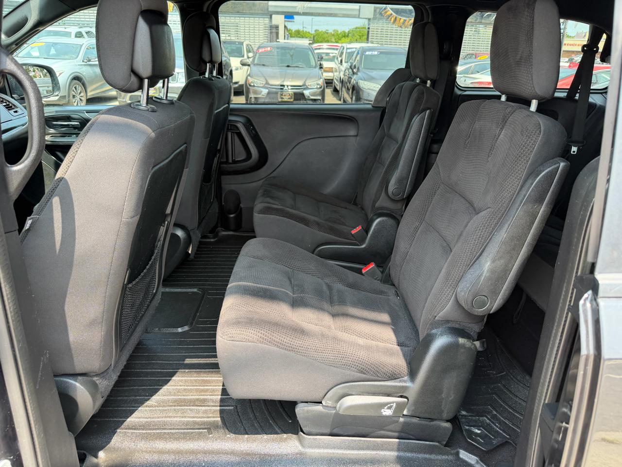 Dodge Grand Caravan SE 2019