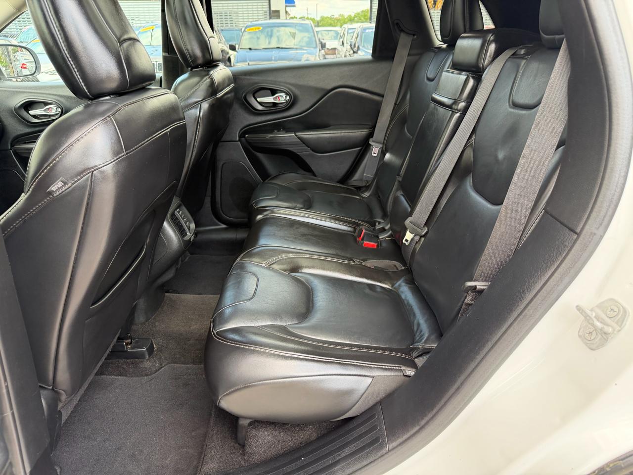 Jeep Cherokee Limited 4WD 2015
