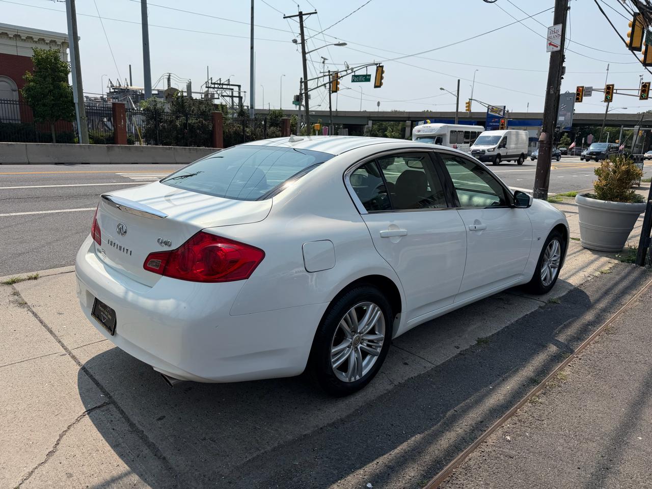 Infiniti Q40 AWD 2015