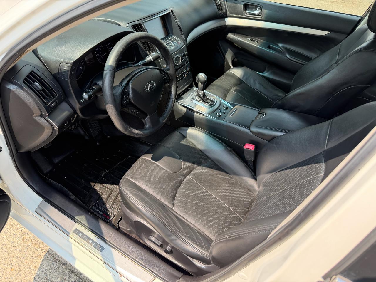 Infiniti Q40 AWD 2015