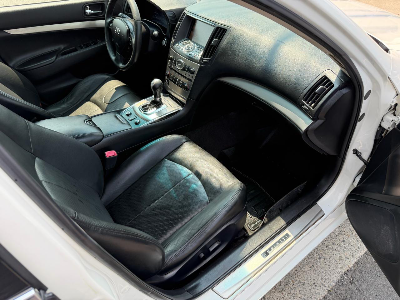 Infiniti Q40 AWD 2015