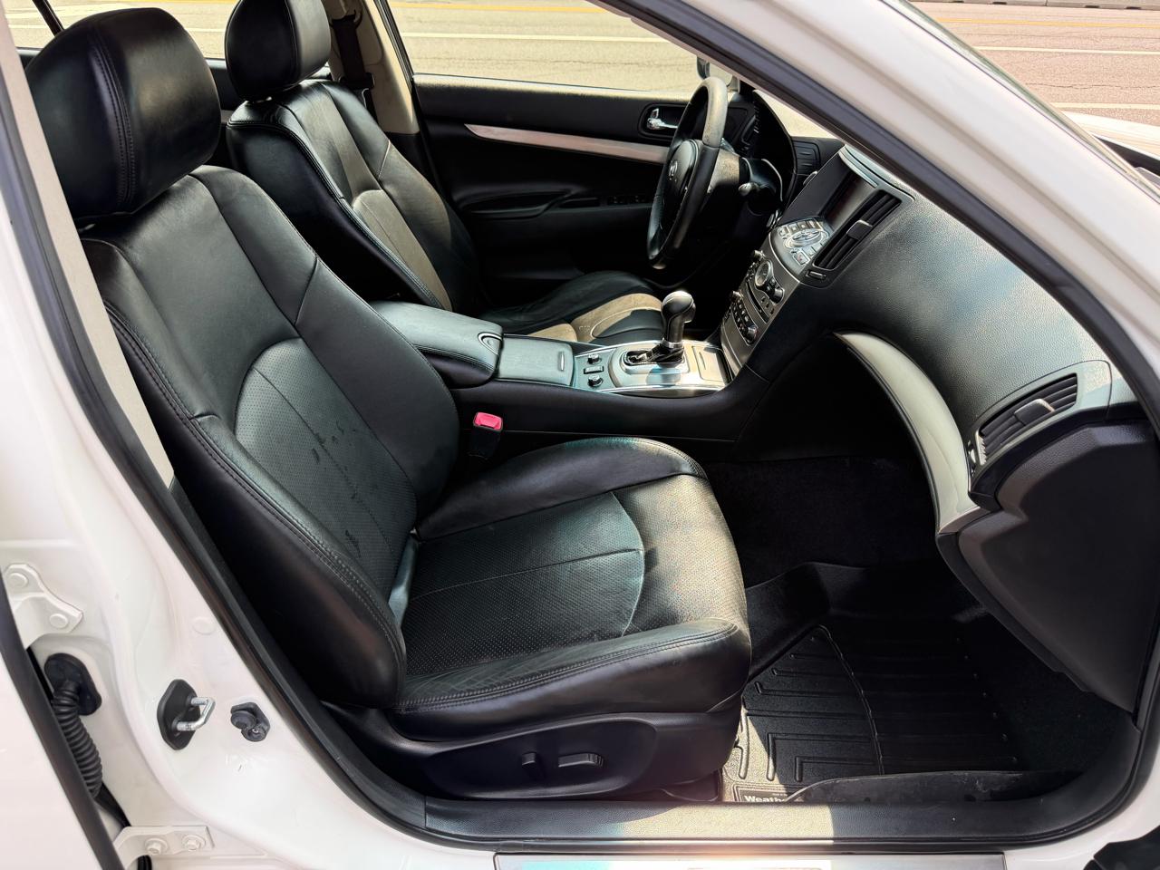 Infiniti Q40 AWD 2015