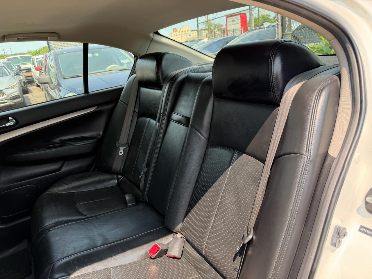 Infiniti Q40 AWD 2015