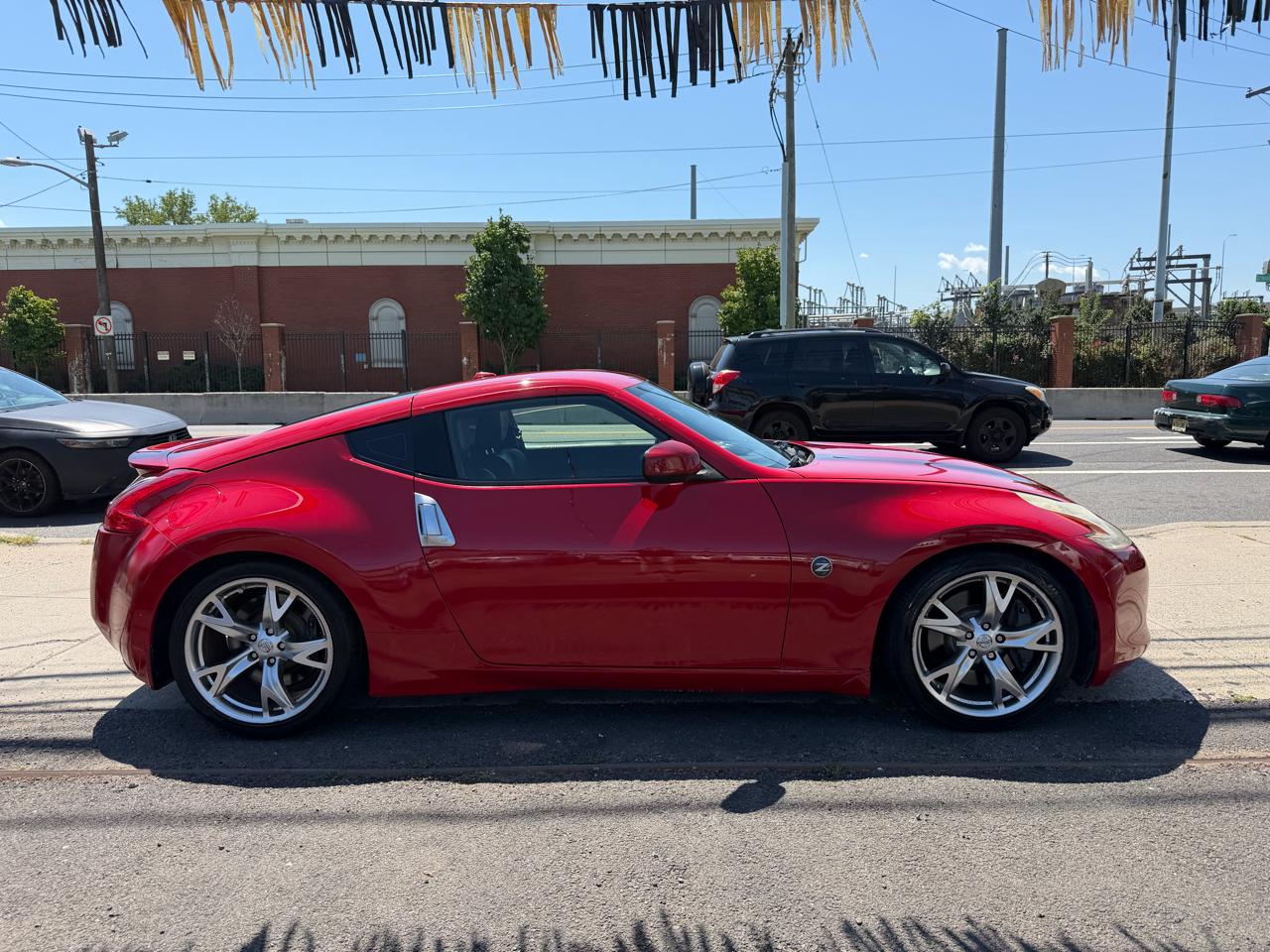 Nissan Z 370Z Touring Coupe 2012