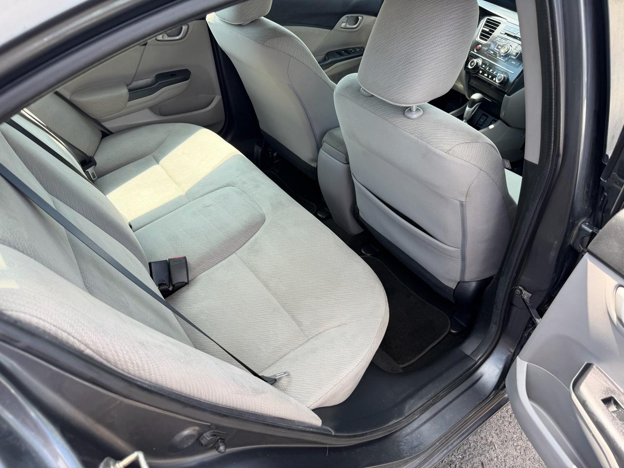 Honda Civic LX Sedan 5-Speed AT 2013