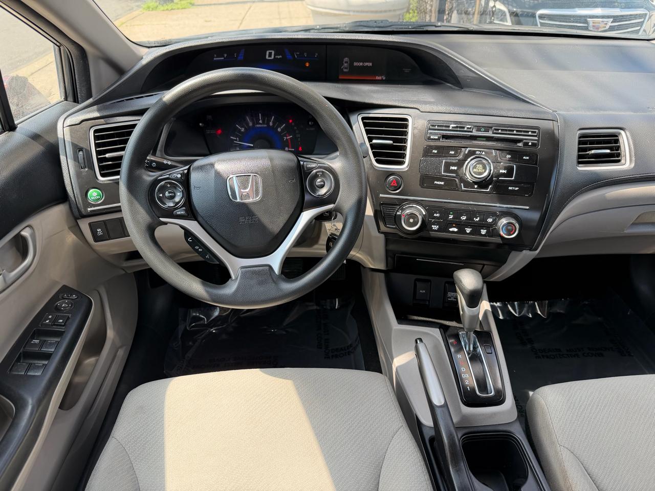 Honda Civic LX Sedan 5-Speed AT 2013