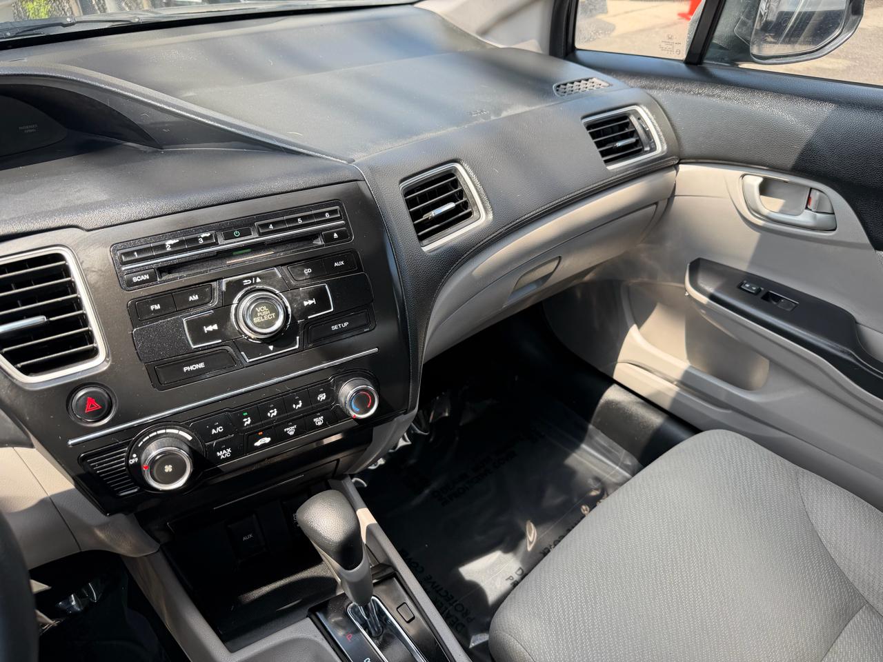 Honda Civic LX Sedan 5-Speed AT 2013